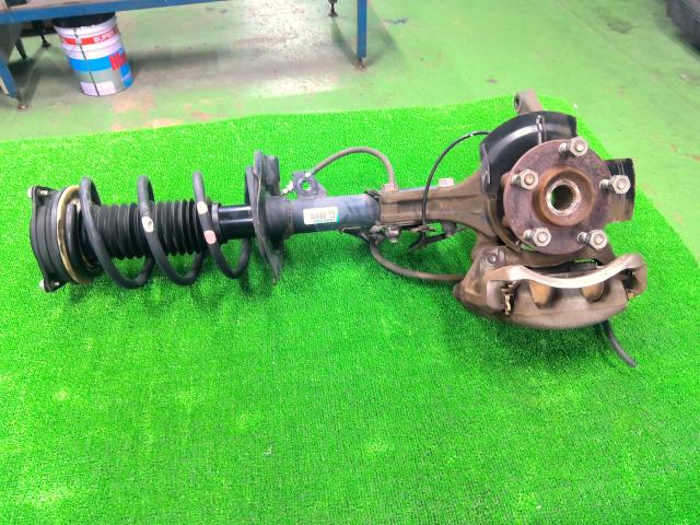 【中古】中古部品 セレナ GC27 左フロントストラット 【3310200100-000022395350200】