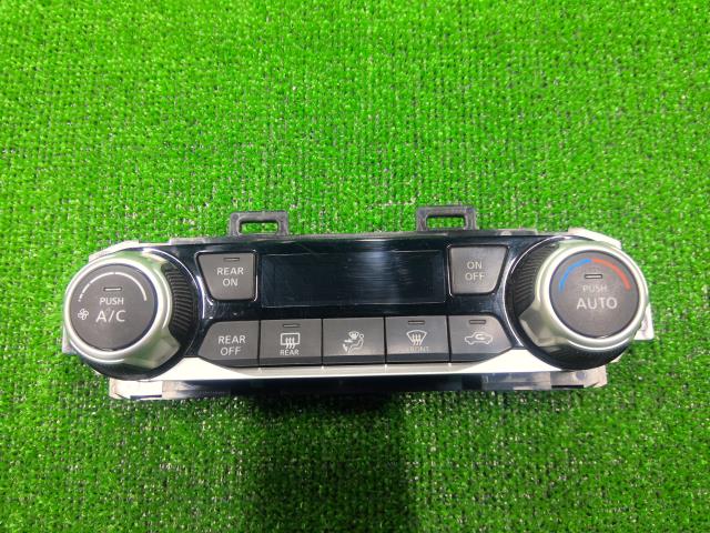 【中古】中古部品 セレナ GC27 A/Cスイッチパネル 【3310200100-000022395360900】