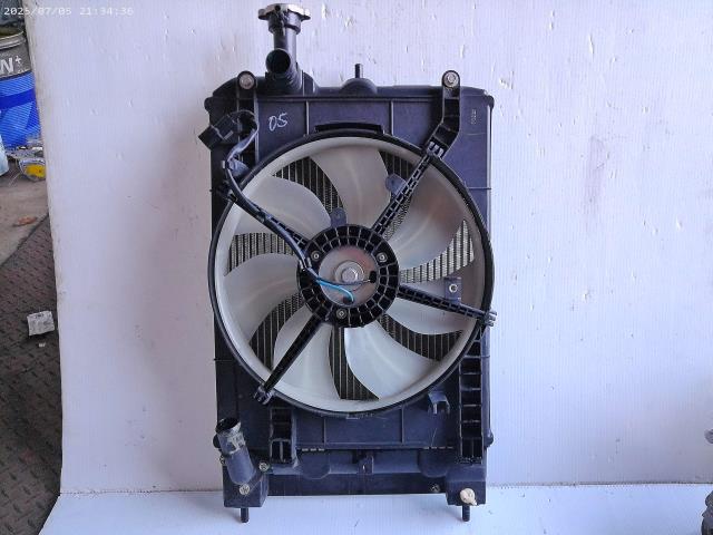 【中古】中古部品 オッティ H92W ラジエータ 【3100430000-251125000120400】