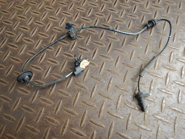 【中古】中古部品 ステップワゴン RG1 ABSセンサー 【3330920100-000253002663451】