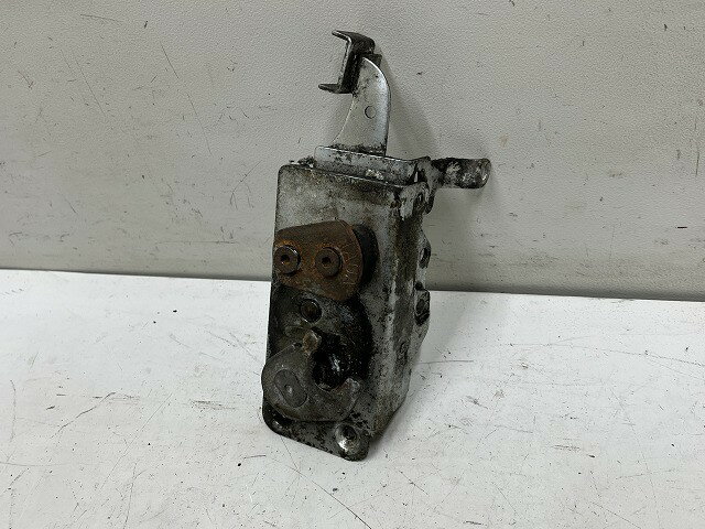 【中古】中古部品 BMW 左フロントドアロックソレノイド 【3310070100-000090753664560】