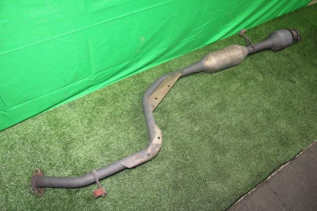 【中古】中古部品 プレマシー CREW エキゾーストセンターマフラー 【3330950100-000054080122300】