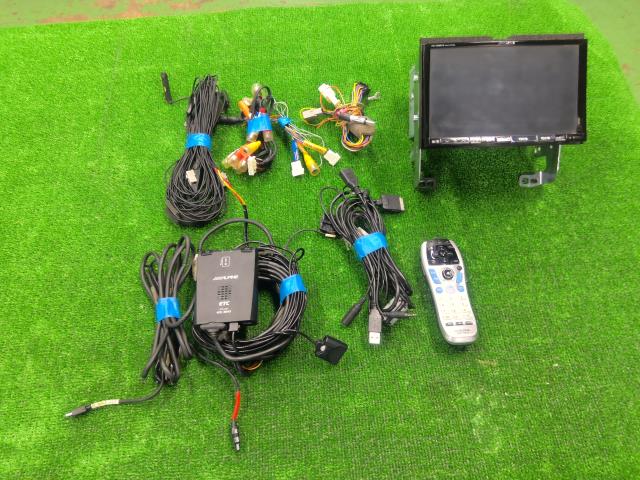 【中古】中古部品 セレナ HFC26 カーナビゲーション 【3310200100-000022412661310】