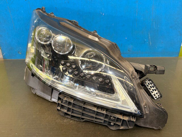 【中古】中古部品 レクサス LS UVF45 右ヘッドランプ 【3330530100-000005460610800】