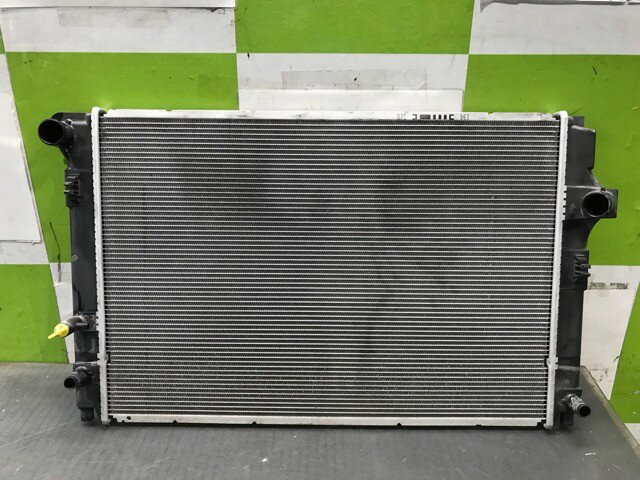 【中古】中古部品 カローラフィールダー NKE165G ラジエータ 【3330530100-000005471820400】