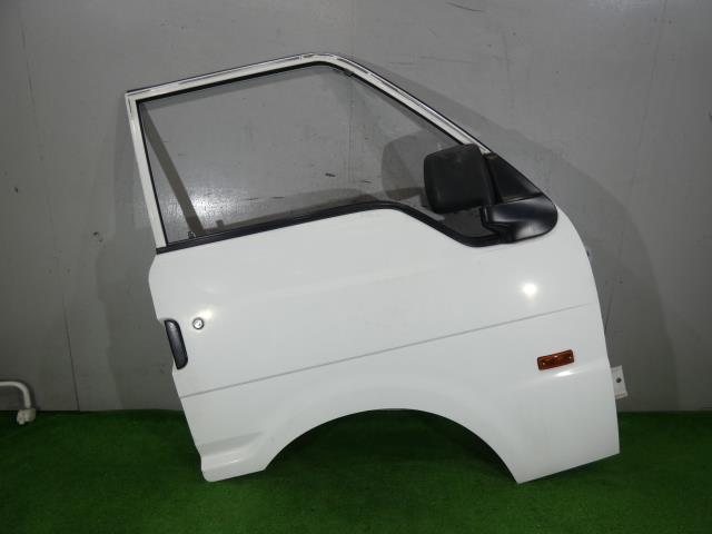 【中古】中古部品 ボンゴ SKP2V 右フロントドア 【3260250000-000025168613100】