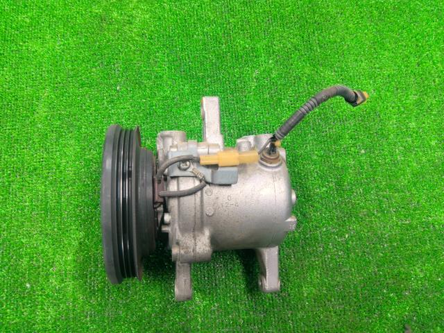 【中古】中古部品 サンバー S321B A/Cコンプレッサー 【3310200100-000022412060700】