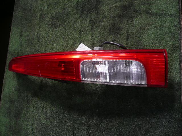 【中古】中古部品 ムーヴ L175S 右テールランプ 【3310300100-000203031915500】