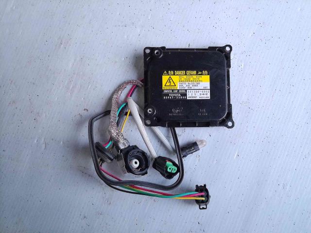 【中古】中古部品 ヴィッツ NCP95 ライトコントロールユニット 【3100430000-251205000110811】