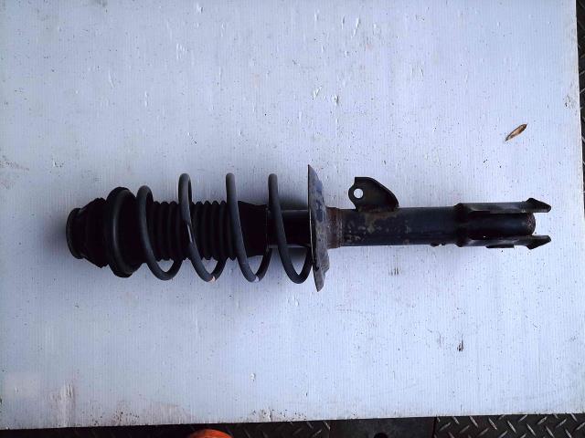 【中古】中古部品 ヴィッツ NCP95 右フロントストラット 【3100430000-251205000150110】