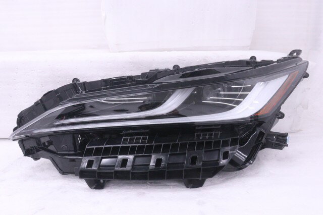 【中古】中古部品 ハリアー MXUA80 左ヘッドランプ 【3260520000-251208500310900】