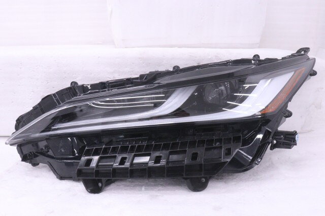 【中古】中古部品 ハリアー MXUA80 左ヘッドランプ 【3260520000-251208500210900】