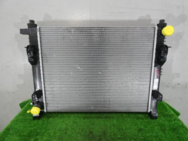 【中古】中古部品 ルノー ルーテシア RM5M ラジエータ 【3260250000-000025171420400】