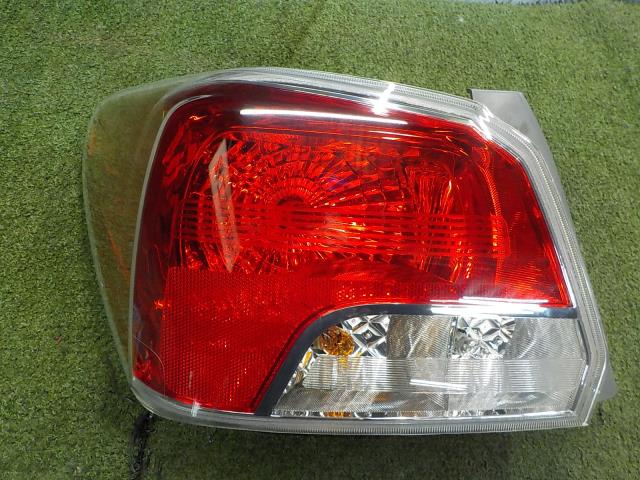 【中古】中古部品 インプレッサ GJ2 左テールランプ 【3260200000-251210000415600】