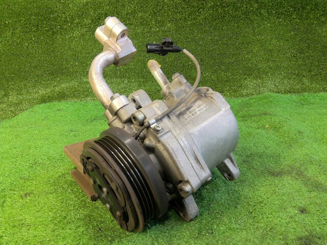 【中古】中古部品 NV100クリッパー DR17V A/Cコンプレッサー 【3260070000-251029000160700】