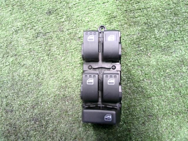 【中古】中古部品 タフト LA900S パワーウインドウスイッチ 【3310200100-000015421561900】