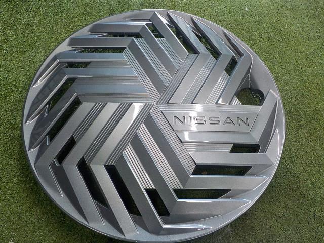 【中古】中古部品 ノート E13 ホイールキャップ 【3260200000-251224000247221】