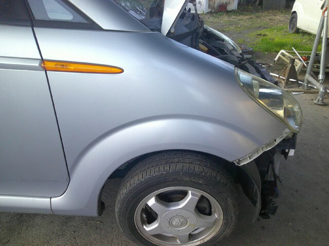 【中古】中古部品 R2 RC1 右フロントフェンダー 【3340030100-049430000010600】