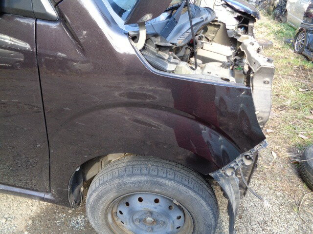 【中古】中古部品 モコ MG33S 右フロントフェンダー 【3340030100-146227000010600】