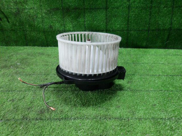 【中古】中古部品 XV GP7 ヒーターブロアモーター 【3330420100-251219000367900】
