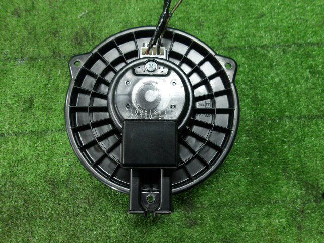 【中古】中古部品 XV GP7 ヒーターブロアモーター 【3330420100-251219000367900】