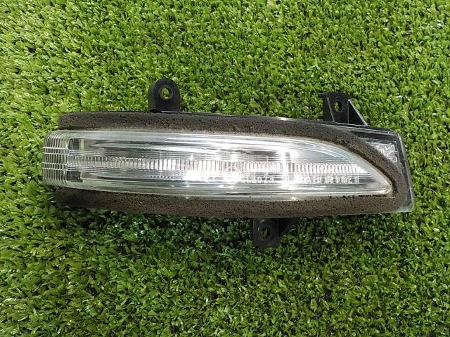 【中古】中古部品 ステラ LA110F 右サイドミラー 【3260200000-260114000313500】