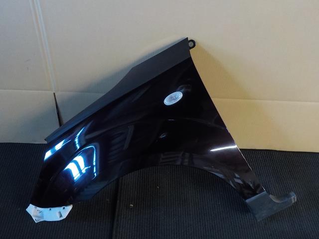 【中古】中古部品 ベリーサ DC5W 左フロントフェンダー 【3260200000-260108000710700】