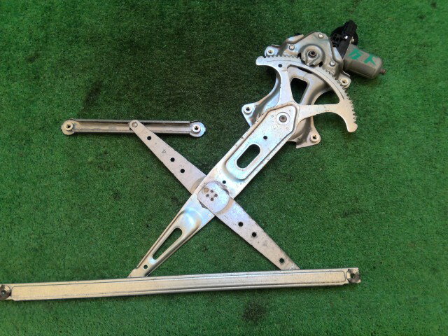 【中古】中古部品 プロボックス NCP160V 左フロントドアレギュレータ・モーター 【3260240000-260115000313220】