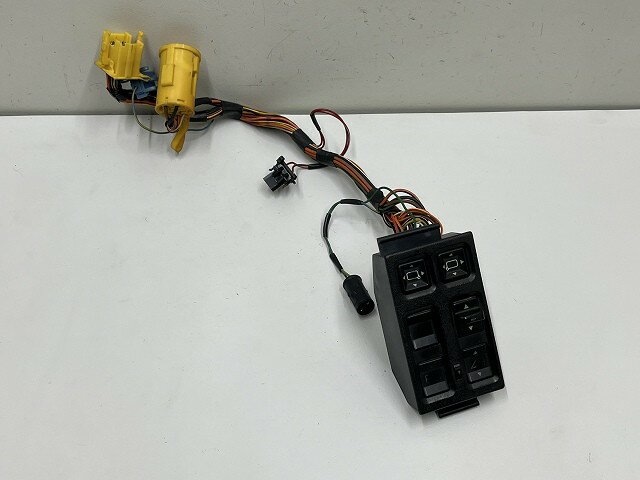 【中古】中古部品 ジャガー XJシリーズ JLD パワーウインドウスイッチ 【3310070100-0000Y0776261900】