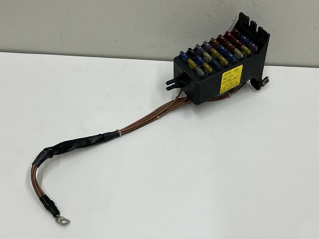 【中古】中古部品 ジャガー XJシリーズ JLD ヒューズボックス 【3310070100-0000Y0776267802】