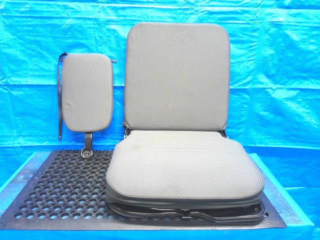 【中古】中古部品 ハイゼット S510P アシスタントシート 【3310200100-000015424570600】