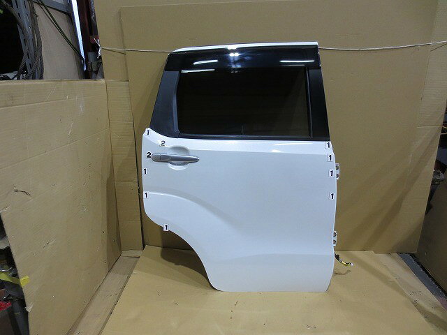 【中古】中古部品 ステラ LA160F 右リアドア 【3330460100-000001613613300】