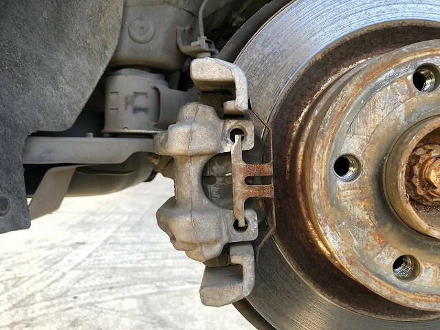 【中古】中古部品 BMW 3シリーズ 3B20 左リアキャリパー 【3310070100-0000Y0773444460】