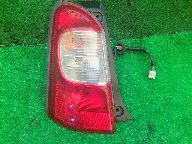 【中古】中古部品 エッセ L235S 左テールランプ 【3260240000-260127000415600】
