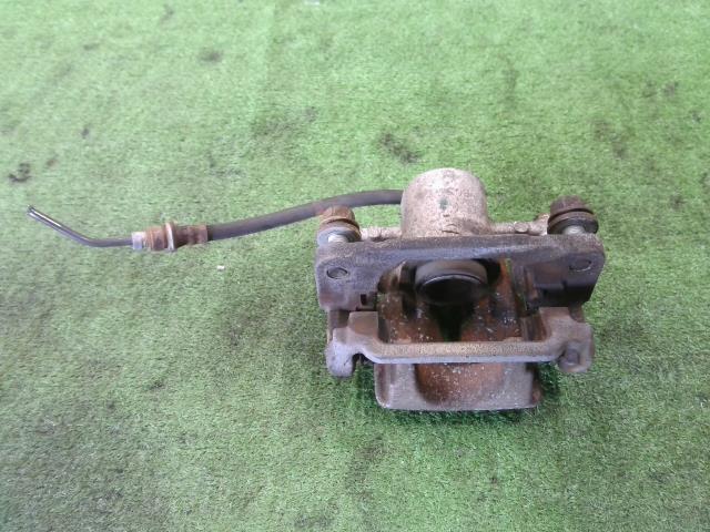 【中古】中古部品 エスティマ ACR50W 右リアキャリパー 【3310200100-000015868244430】