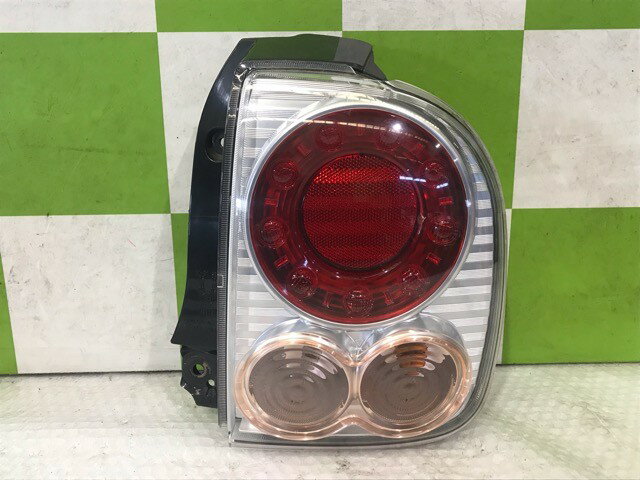 【中古】中古部品 ラパン HE22S 右テールランプ 【3330530100-000005502015500】