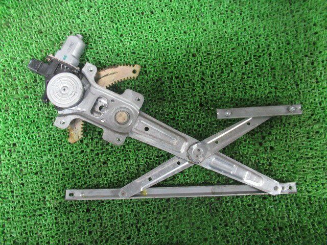 【中古】中古部品 R2 RC1 右フロントドアレギュレータ・モーター 【3330540100-251112001013120】