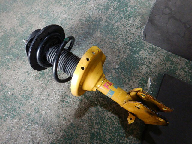 【中古】中古部品 レヴォーグ VM4 左フロントストラット 【3330810100-260126000450210】