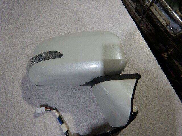 【中古】中古部品 ムーヴコンテ L575S 右サイドミラー 【3330810100-260127000113500】