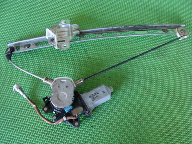 【中古】中古部品 ワゴンR MC11S 右リアドアレギュレータ・モーター 【3340220100-001154055113320】