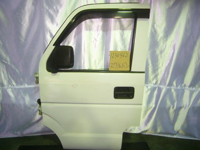 【中古】中古部品 スクラム DG64V 左フロントドア 【3310220100-000919055713200】