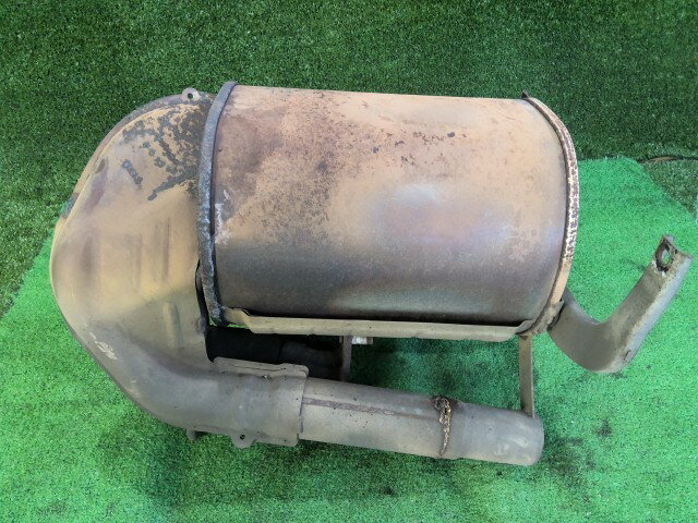 【中古】中古部品 サンバー TW1 リアマフラー 【3260070000-260216000322500】