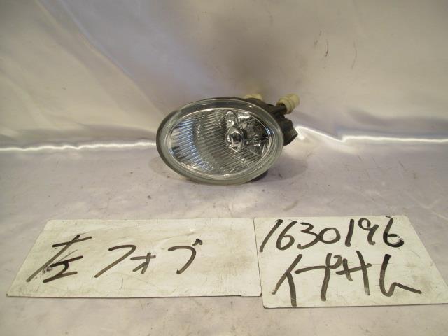 【中古】中古部品 イプサム ACM21W 左フォグランプ 【3310220100-001245533610950】