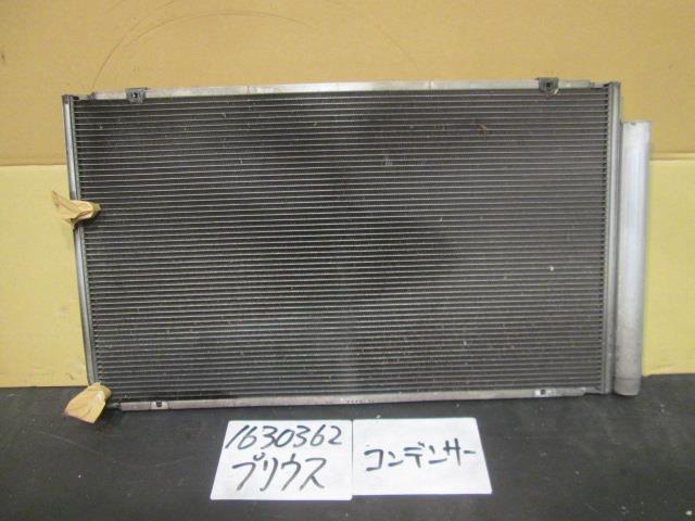 【中古】中古部品 プリウス NHW20 コンデンサー 【3310220100-001272379360600】