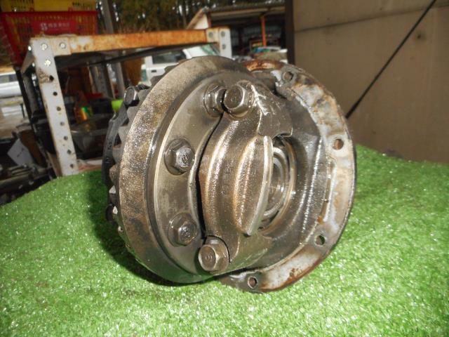 【中古】中古部品 ハイゼット S110P リアリジットデフ 【3330190100-0000021586412...