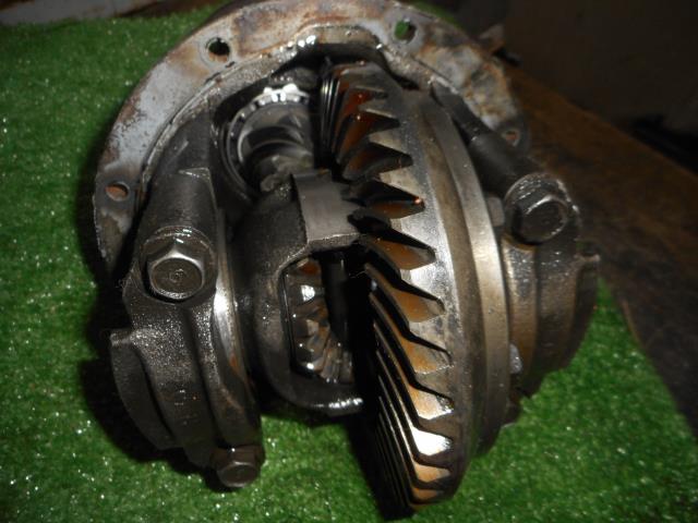 【中古】中古部品 ハイゼット S110P リアリジットデフ 【3330190100-0000021586412...