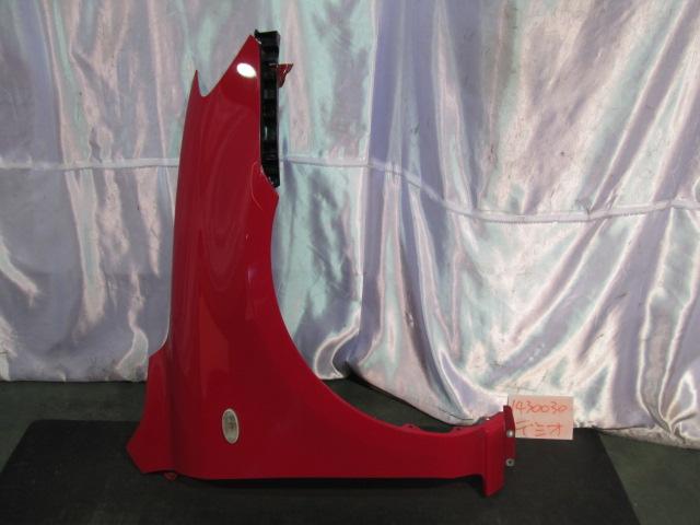 【中古】中古部品 デミオ DY3W 右フロントフェンダー 【3310220100-001066318110600】