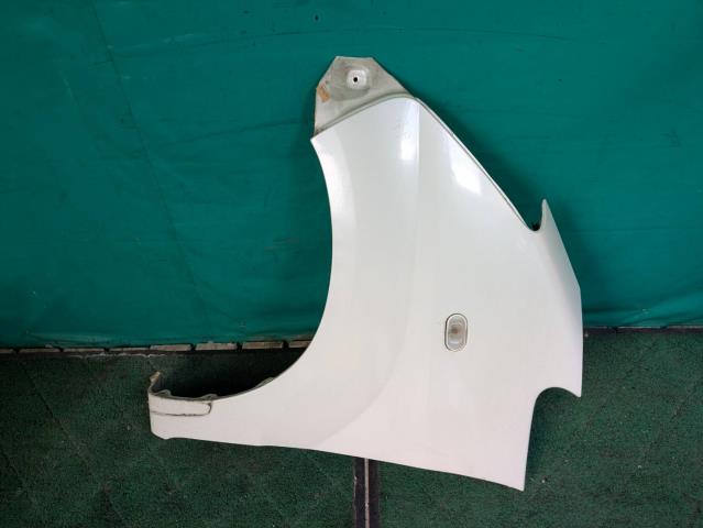 【中古】中古部品 モコ MG21S 左フロントフェンダー 【3310080100-251223000210700】