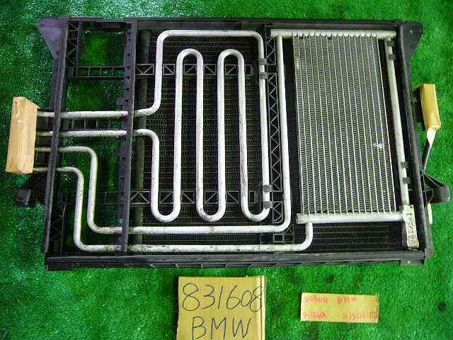 【中古】中古部品 BMW 5シリーズ DD25 コンデンサー 【3310220100-000609562060600】