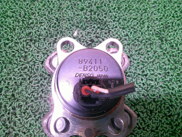 【中古】中古部品 ステラ LA100F リアハブ 【3330660100-000023327644470】